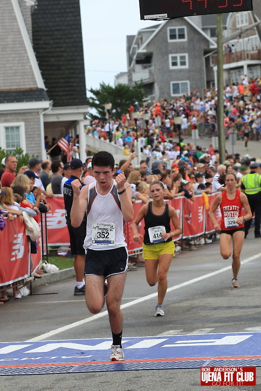 new_balance_falmouth_road_race f 7930